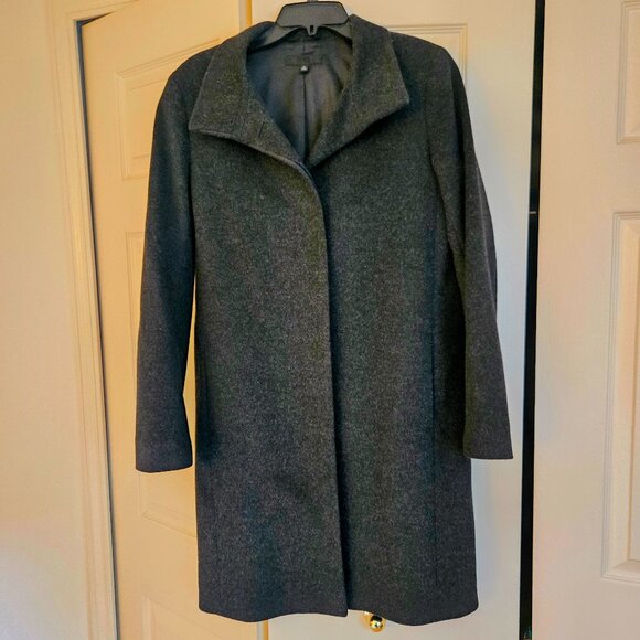 Uniqlo Wool-Blend Coat - Picture 2 of 2